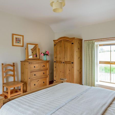 Grove Fort Self Catering Farmhouse Finnis Exterior photo